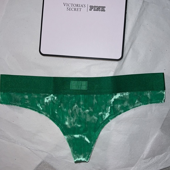 (M) UNISEX Victoria’s Secret VELVET THONG UNDERWEAR - Picture 11 of 16